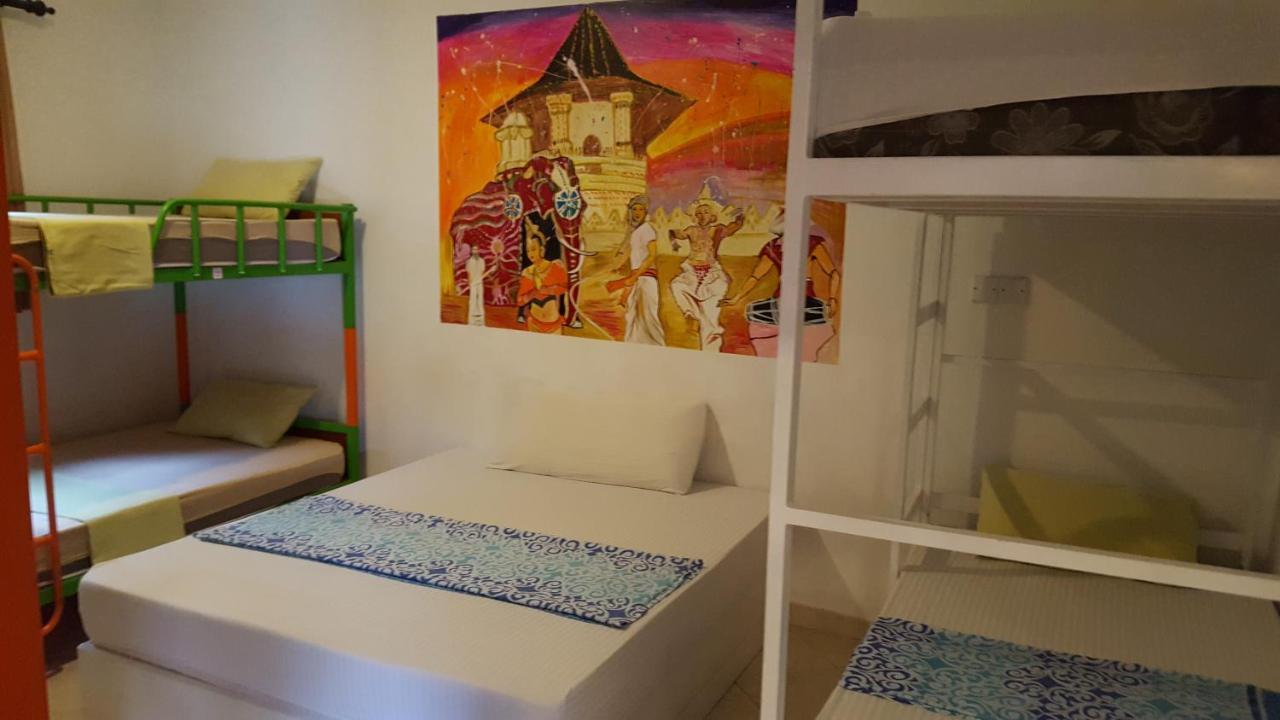 The Backpack Hub At Weligama Hostel Eksteriør bilde