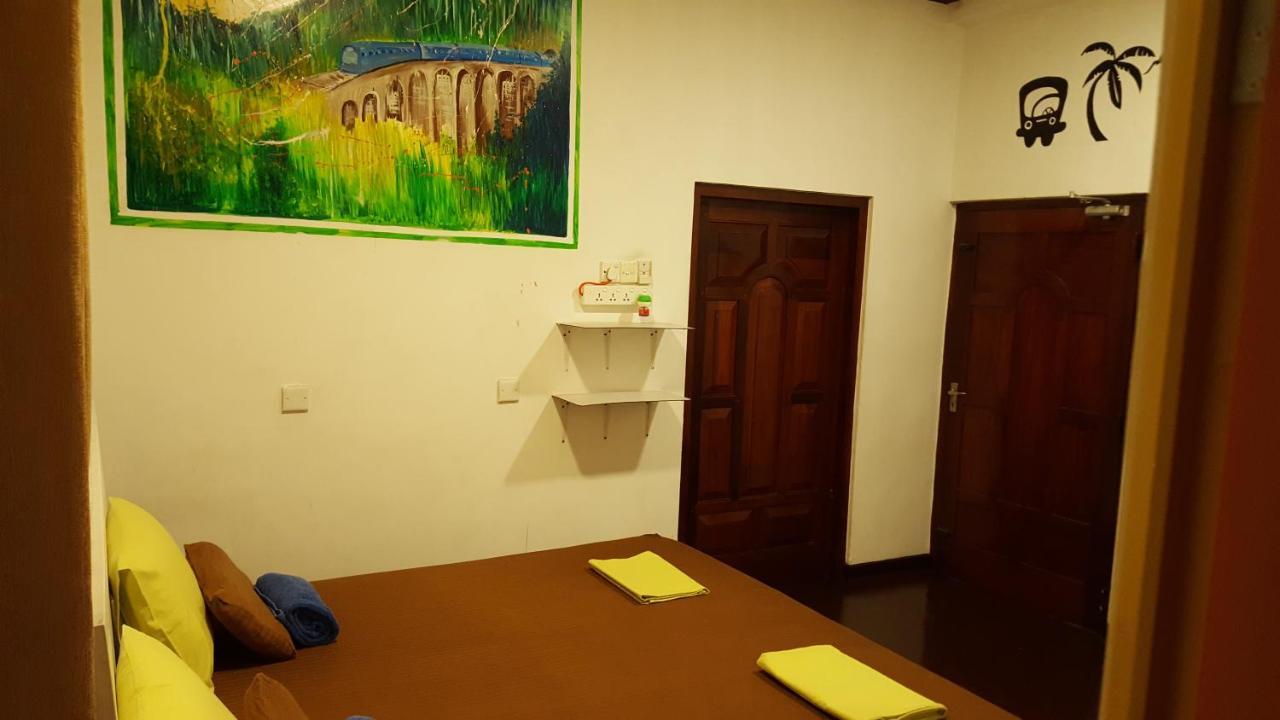 The Backpack Hub At Weligama Hostel Eksteriør bilde